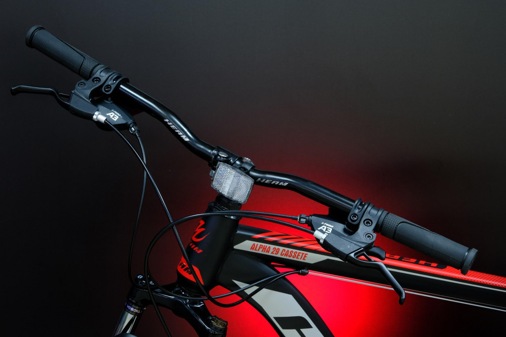 HEAM ALPHA 29 Cassete Матовый Чёрный/Красный рама 19 (на рост 171-182)