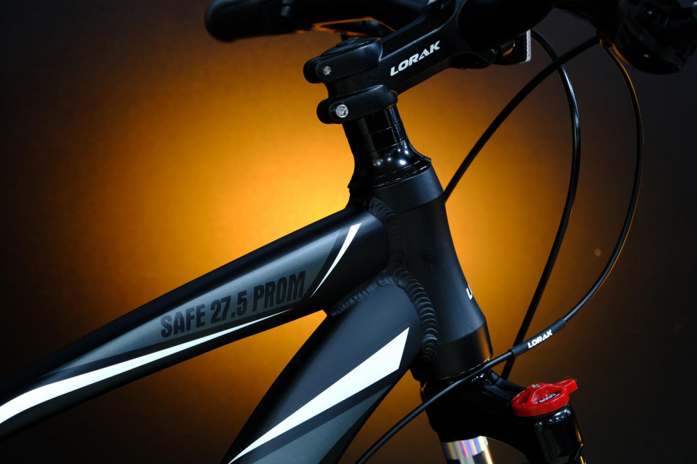 LORAK Safe 27,5 Prom Матовый Чёрный/Белый 19р (на рост 171-182)