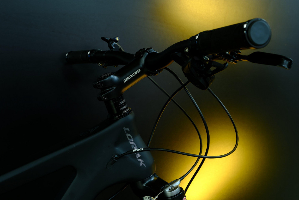 LORAK Carbon 29 200 Матовый Чёрный/Золотой глянец